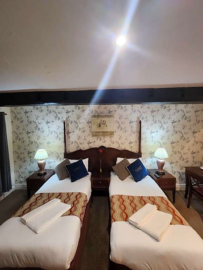 The Rose and Crown Hotel