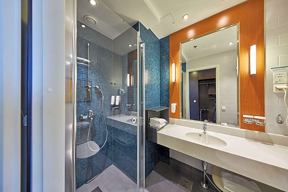 Holiday Inn Helsinki West - Ruoholahti By IHG