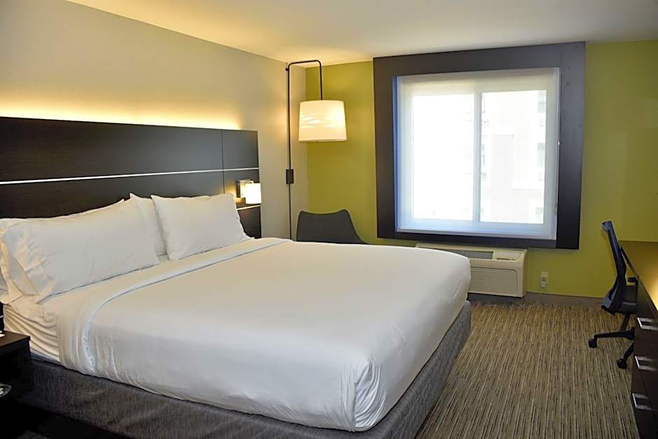 Holiday Inn Express Windsor Sonoma Wine Country By IHG