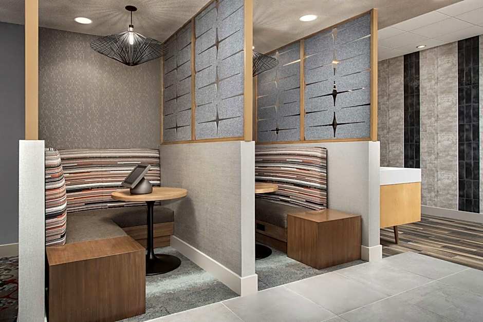 Hampton Inn By Hilton Boston Logan Airport Chelsea