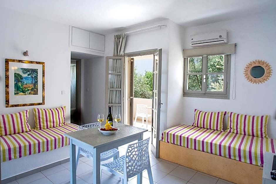Photo 1 of 11 of Family Suite, Ground Floor