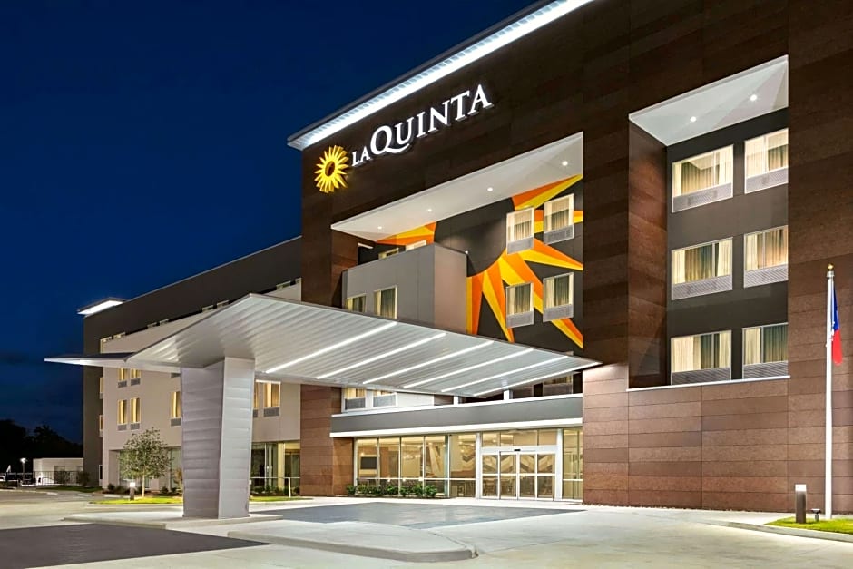 La Quinta Inn & Suites by Wyndham College Station North