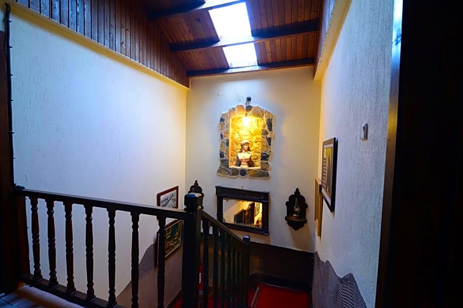 Otel Yorgo Seferis