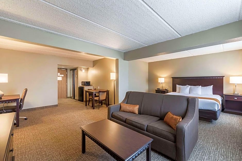 Comfort Suites Austin Airport