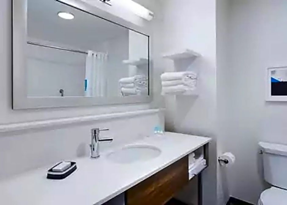 Hampton Inn Suites Tucson Tech Park