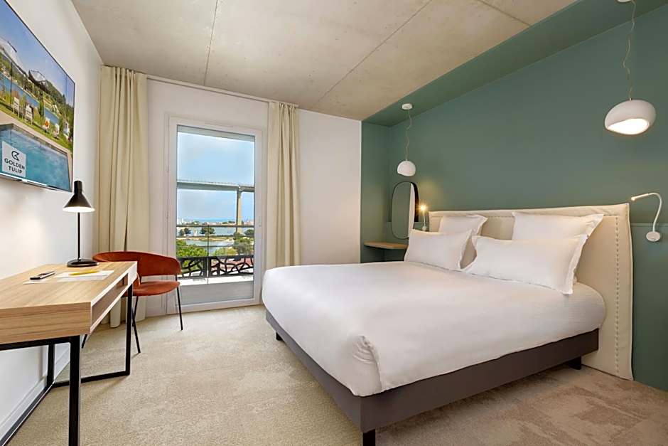 Golden Tulip Hotel & Rooftop Martigues Provence