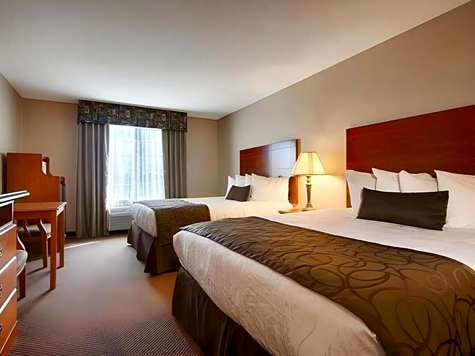 Best Western Plus Twin View Inn & Suites