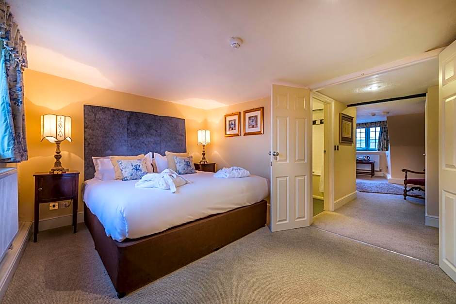 The Talbot Hotel, Oundle , Near Peterborough - The Coaching Inn Group