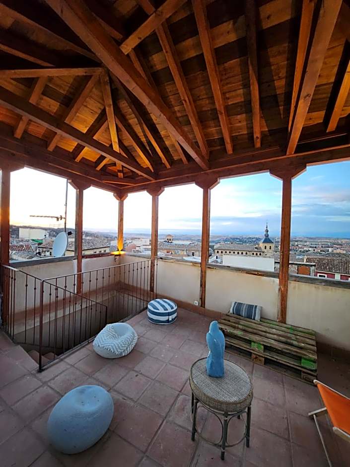 Casa del Armiño - Historic Boutique Hotel in Toledo Old Town