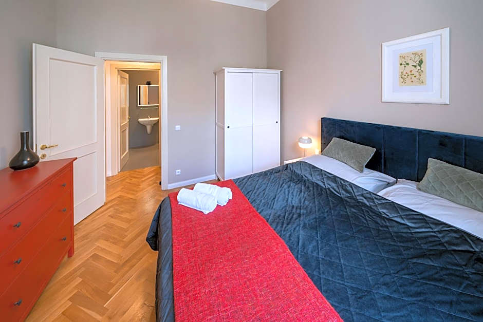 Downtown - Apart Hotel Zborovska