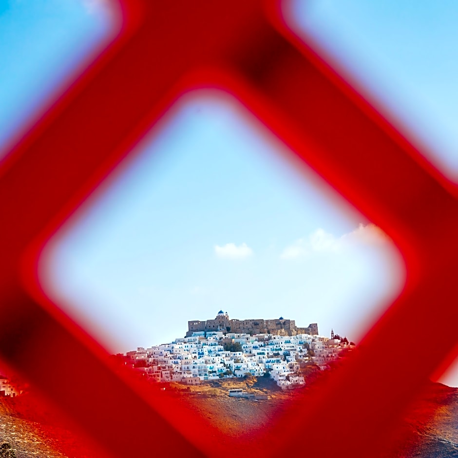 Aelia Apartments & Suites