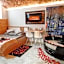 UNDERGROUND Jacuzzi Rooms