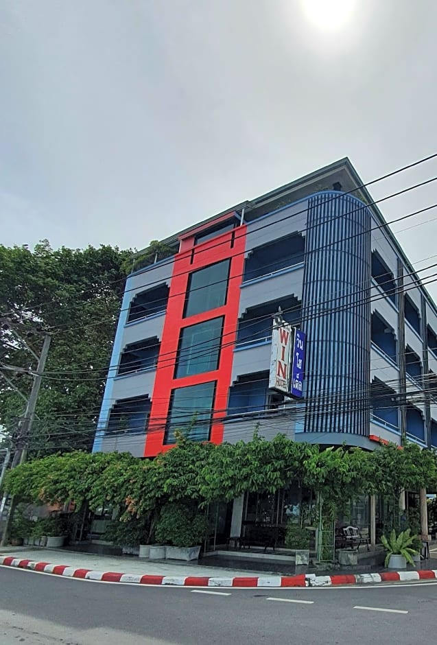 Win Hotel