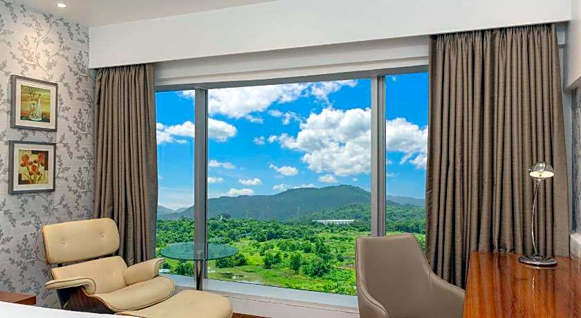 Country Inn & Suites by Radisson Navi Mumbai