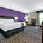 La Quinta Inn & Suites by Wyndham Pearland