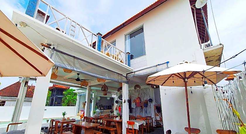 The Beach Huts Lembongan