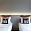 Moxy Hamburg City