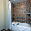 Holiday Inn Express and Suites Lafayette East By IHG