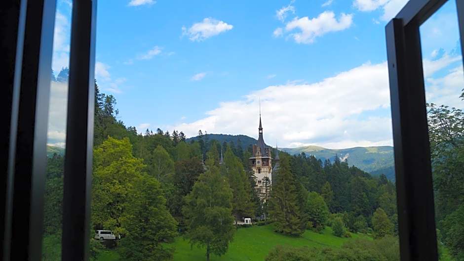 Complex La Tunuri - Vila Economat