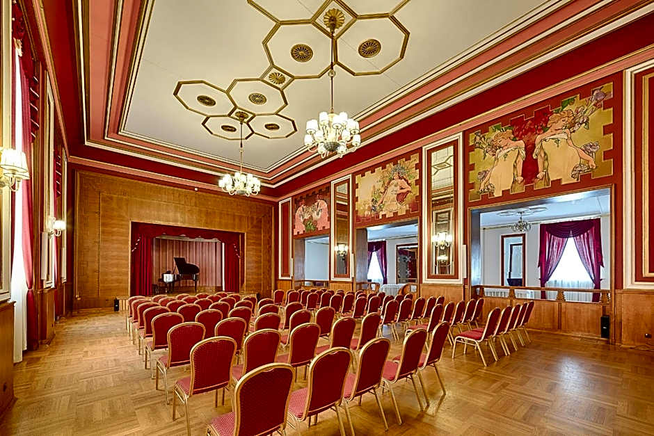 Focus Hotel Premium Pod Orłem