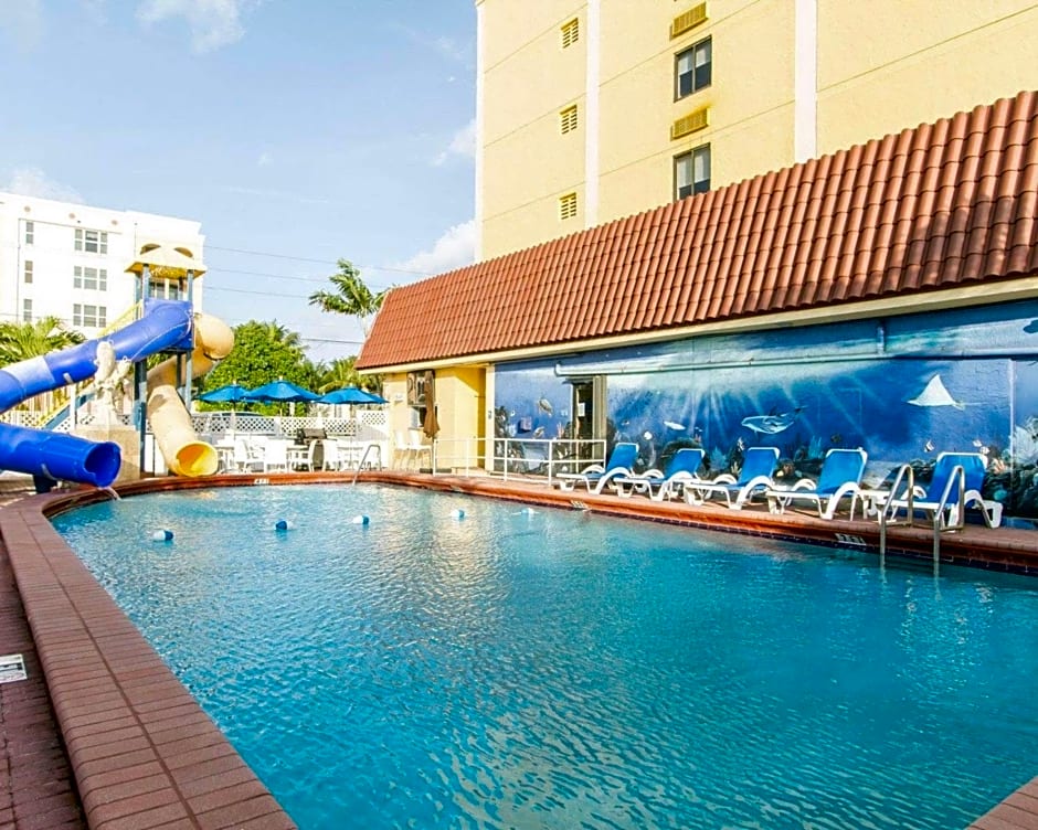 Comfort Inn Oceanside Deerfield Beach