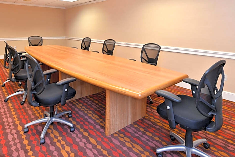 Holiday Inn New London By IHG