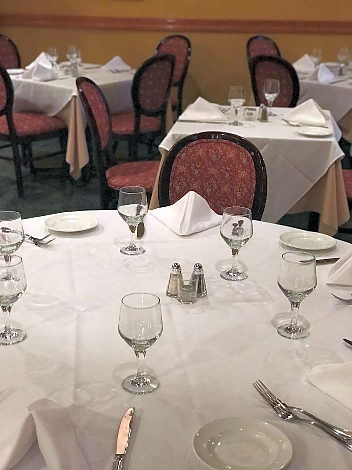 Meadowlands Plaza Hotel