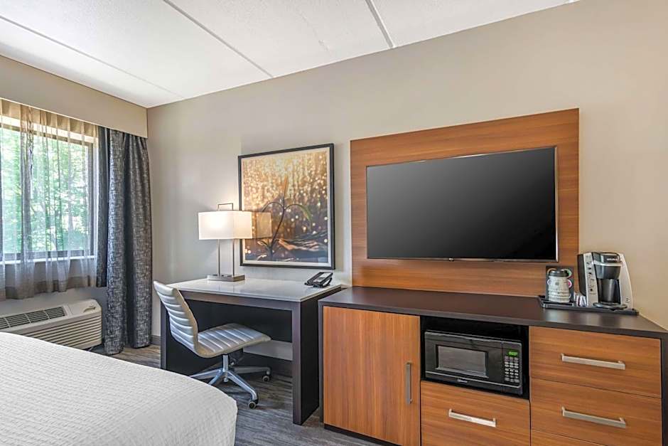 Best Western Atlanta-Marietta Ballpark Hotel