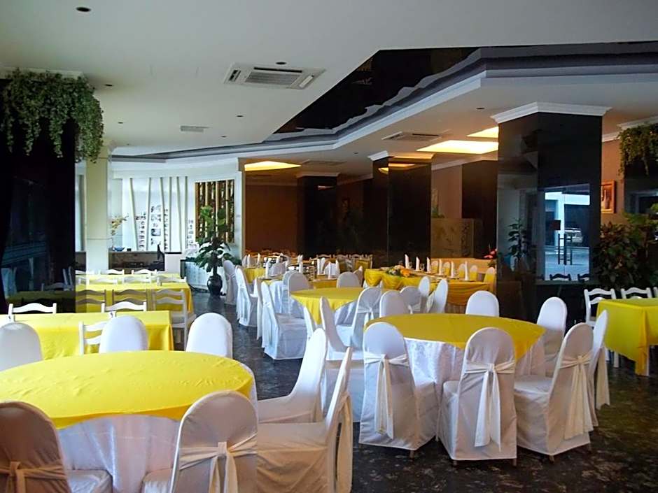D Eastern Hotel