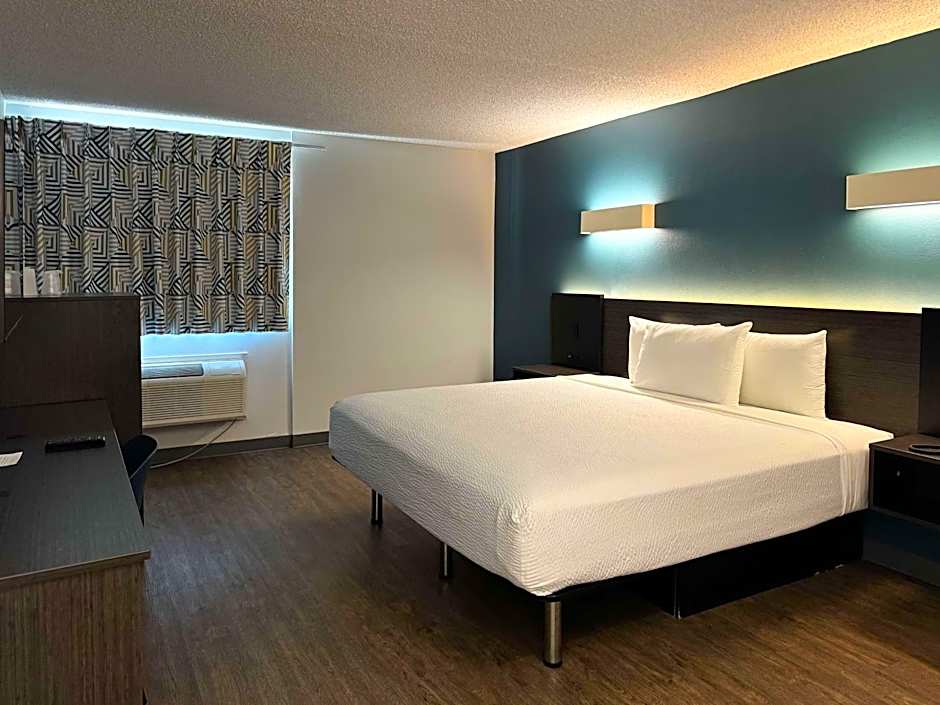 Motel 6 Carson