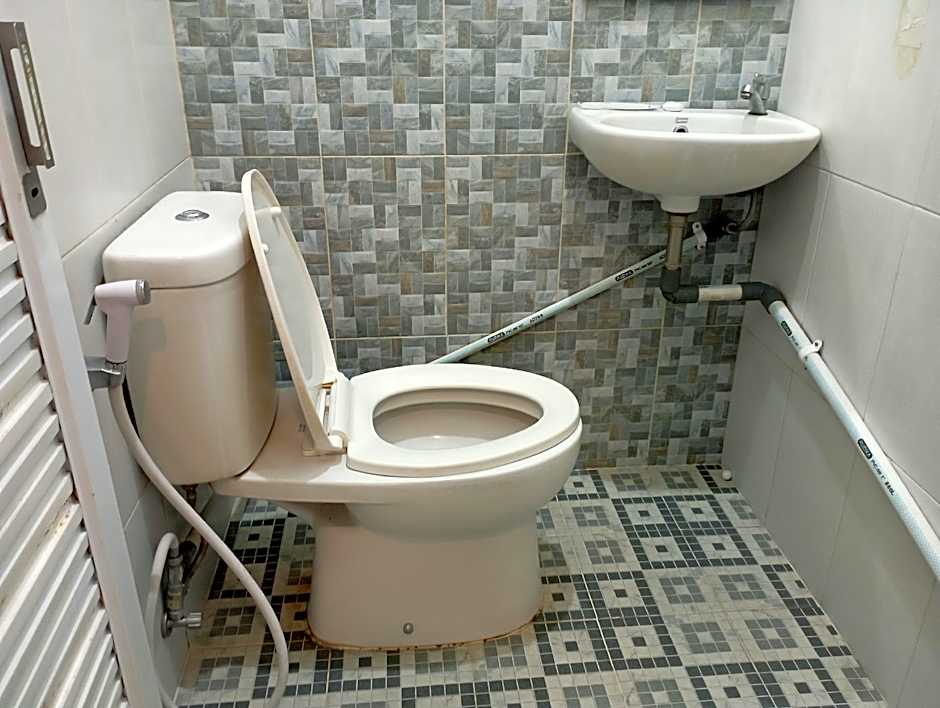 RedDoorz @ Jalan Sudirman Purwokerto