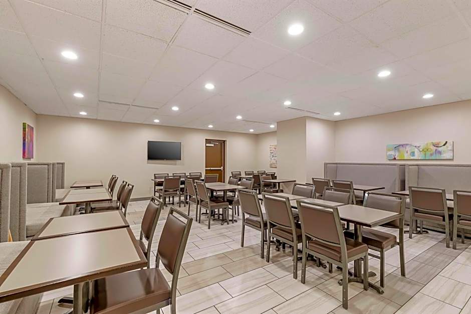 Best Western Plus Executive Residency Waterloo & Cedar Falls