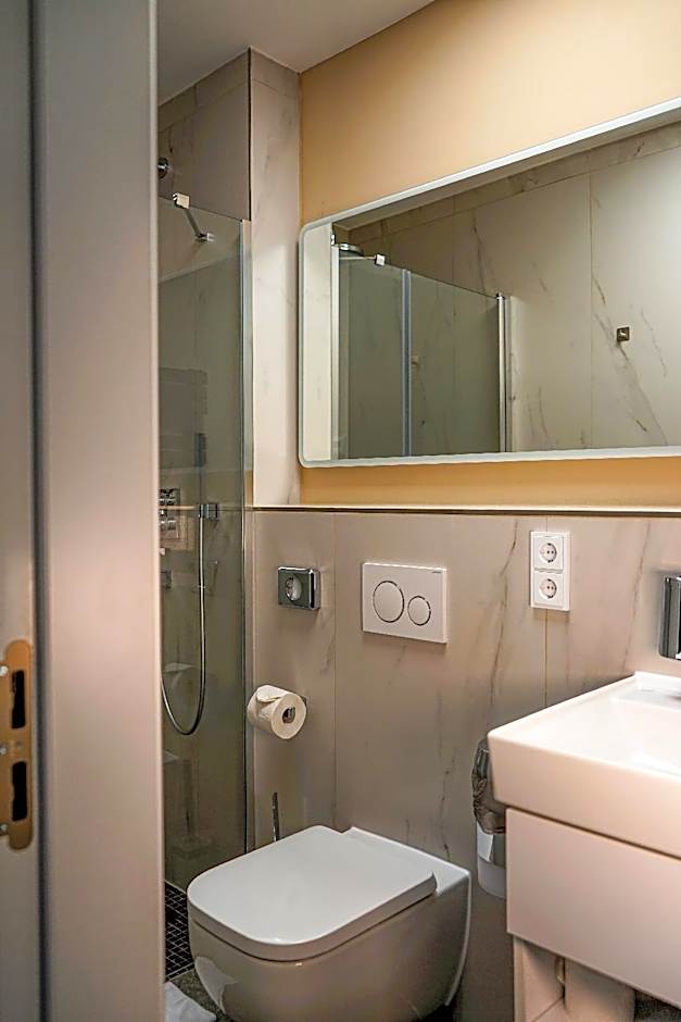 M-Pire Hotel