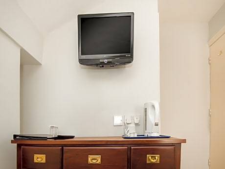 Standard Single Room - Shared