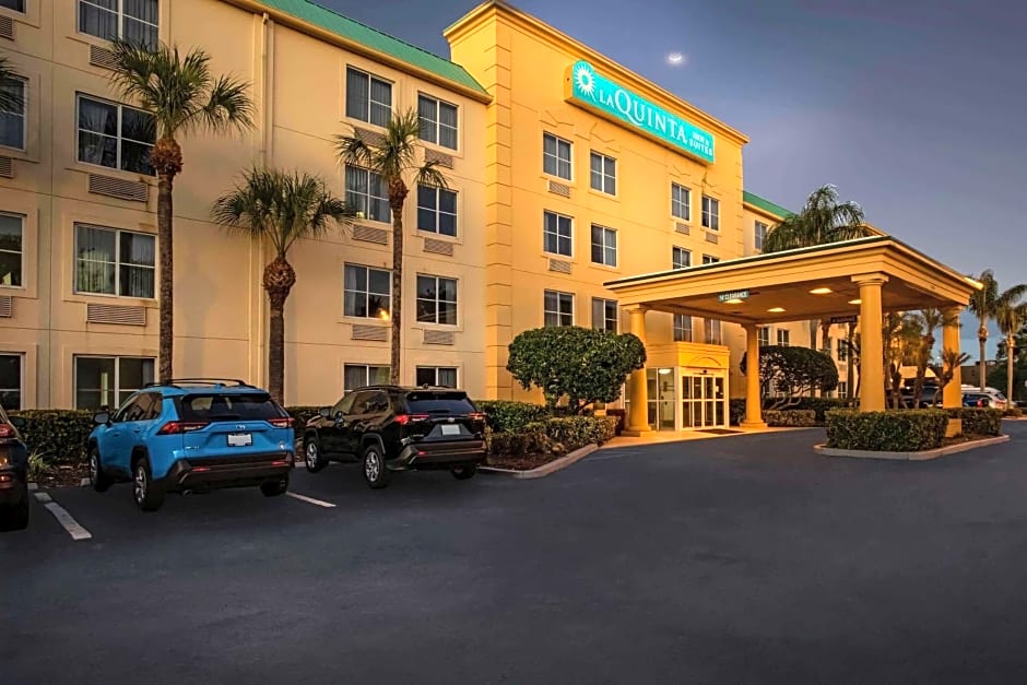 La Quinta Inn & Suites by Wyndham Melbourne