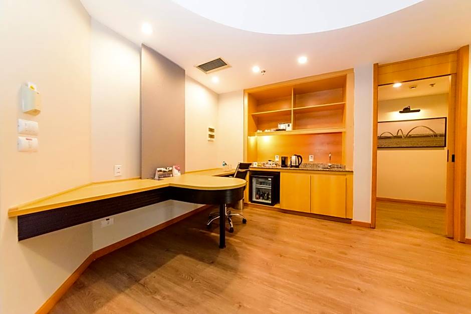 Golden Tulip Brasília Alvorada