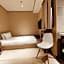 Hanting Hotel Qingdao May Fourth Square Zhiquan Road Metro Station