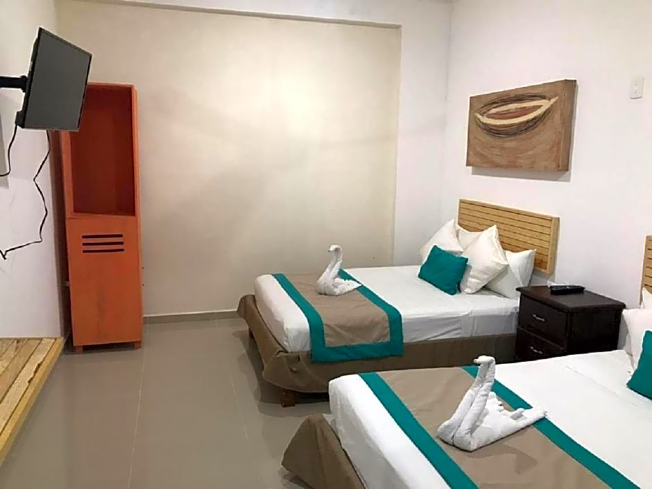 Hotel D´ATYI 10 Avenue