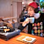 FOLK FOLK Hostel, Cafe & Bar