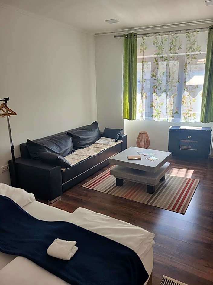 Fakapu Pince és Panzió