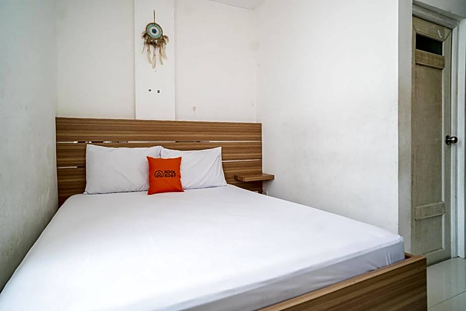 KoolKost near Mangga Besar Station