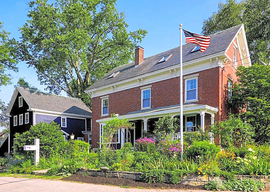 The Water Street Inn