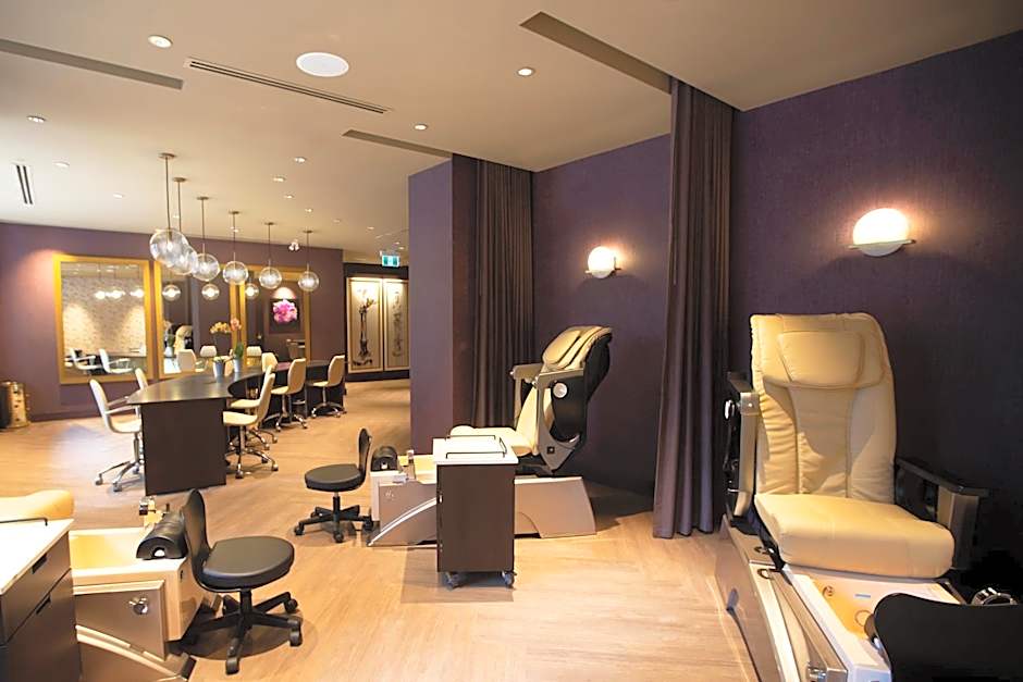 The Omni King Edward Hotel