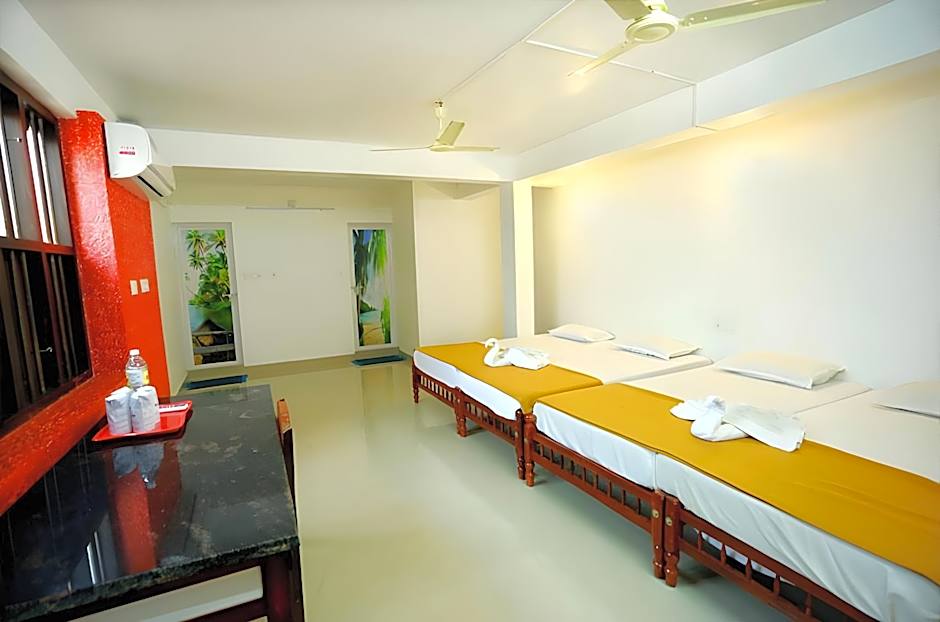 Cherai Beach Palace