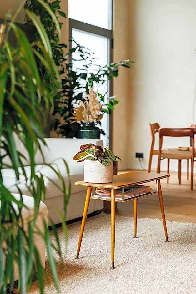 Chambre d'Amis by Alix