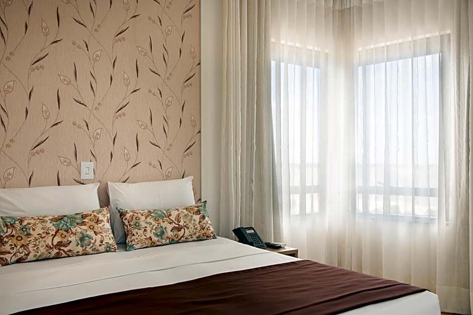 Slaviero Essential La Residence Vitoria