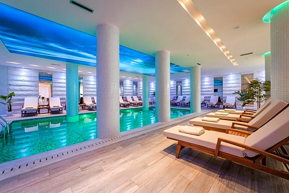 Kalamper Hotel & Spa