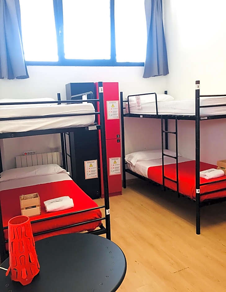 Bilbao Akelarre Hostel