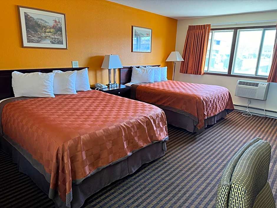 Scottish Inn & Suites - Eau Claire