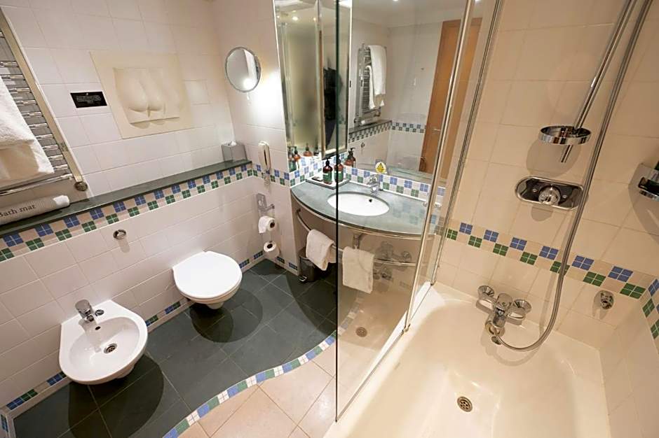 Voco St David's Cardiff By IHG
